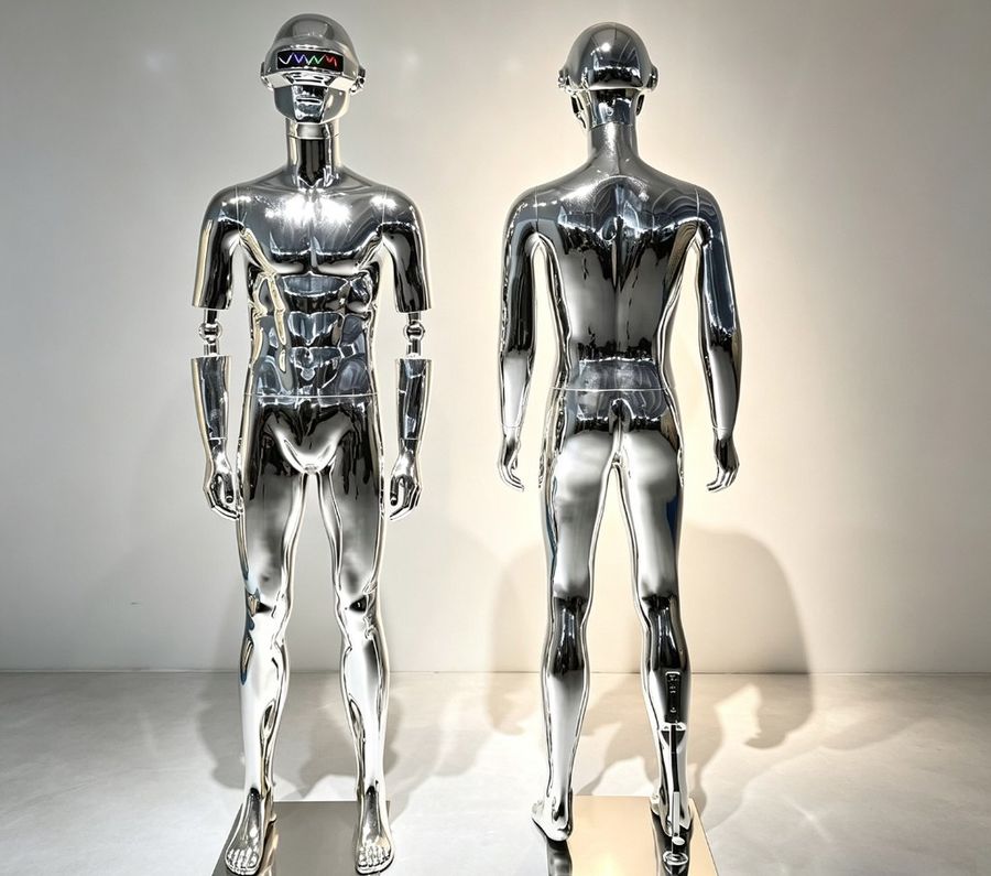 Two SmartMannequins with LED waveform visor display